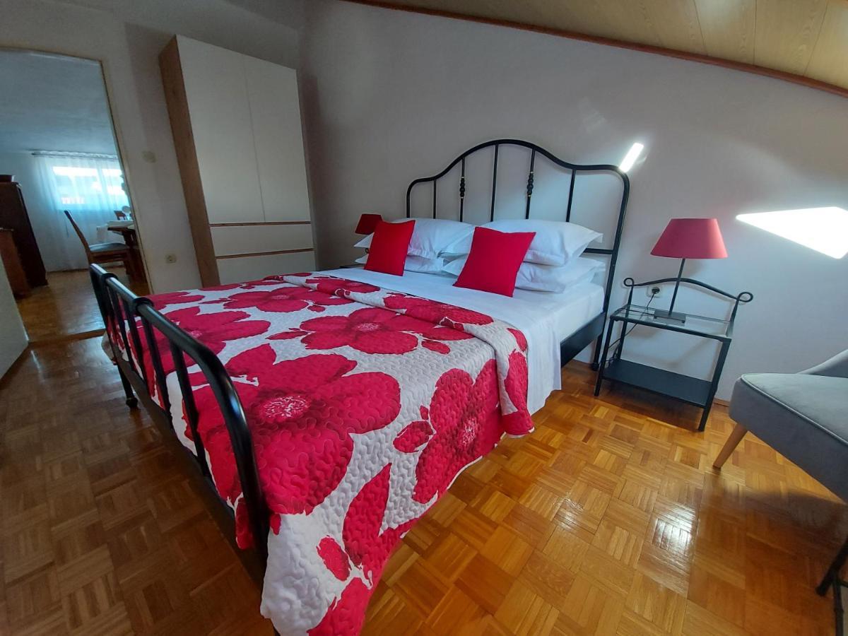 Apartments And Rooms Villa Dona マカルスカ エクステリア 写真