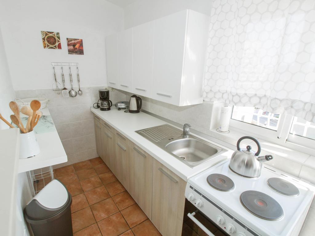 Apartments And Rooms Villa Dona マカルスカ エクステリア 写真