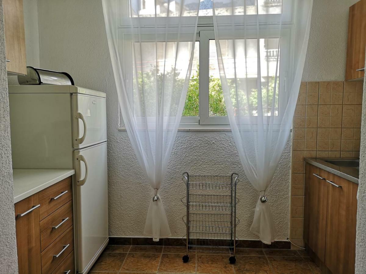 Apartments And Rooms Villa Dona マカルスカ エクステリア 写真