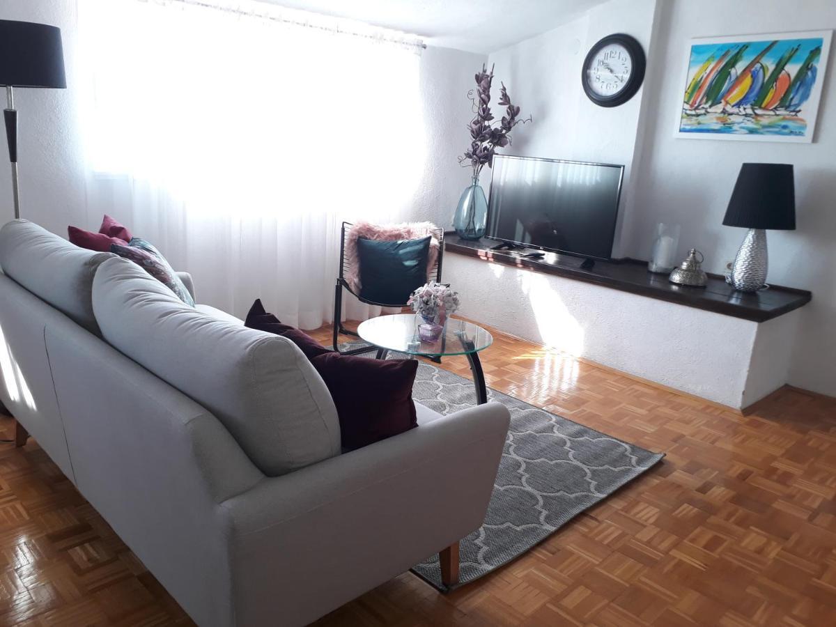 Apartments And Rooms Villa Dona マカルスカ エクステリア 写真